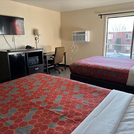 Econo Lodge Waite Park Екстер'єр фото
