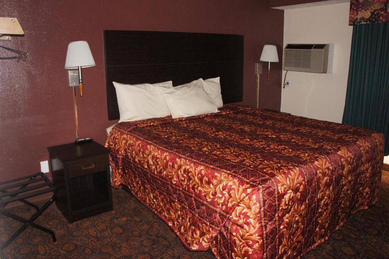 Econo Lodge Waite Park Екстер'єр фото