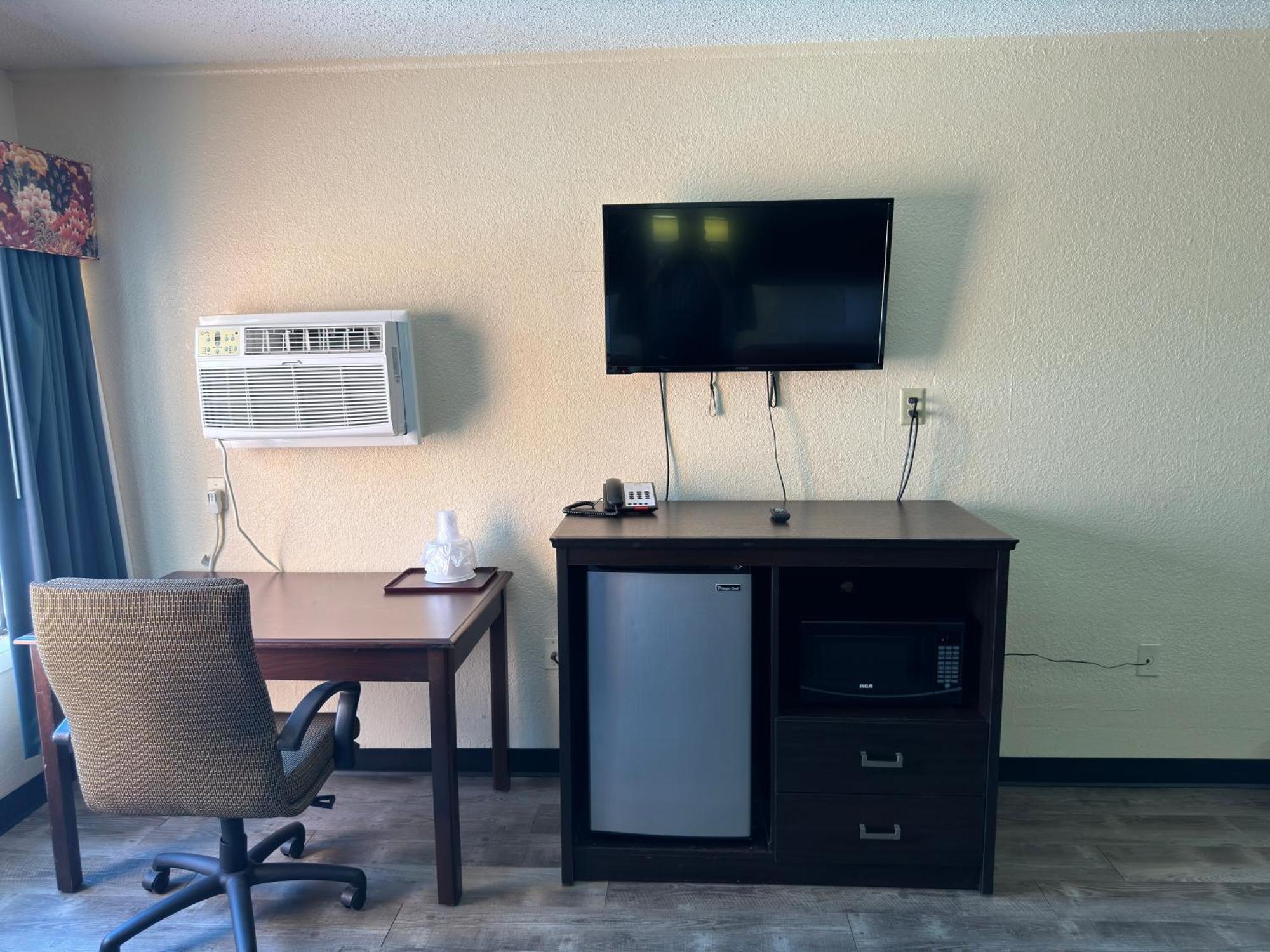 Econo Lodge Waite Park Екстер'єр фото