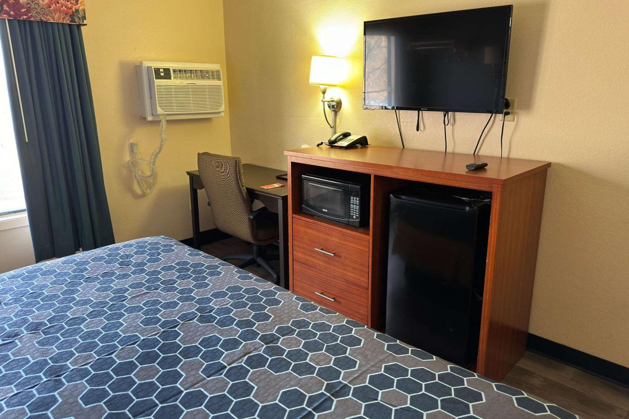 Econo Lodge Waite Park Екстер'єр фото