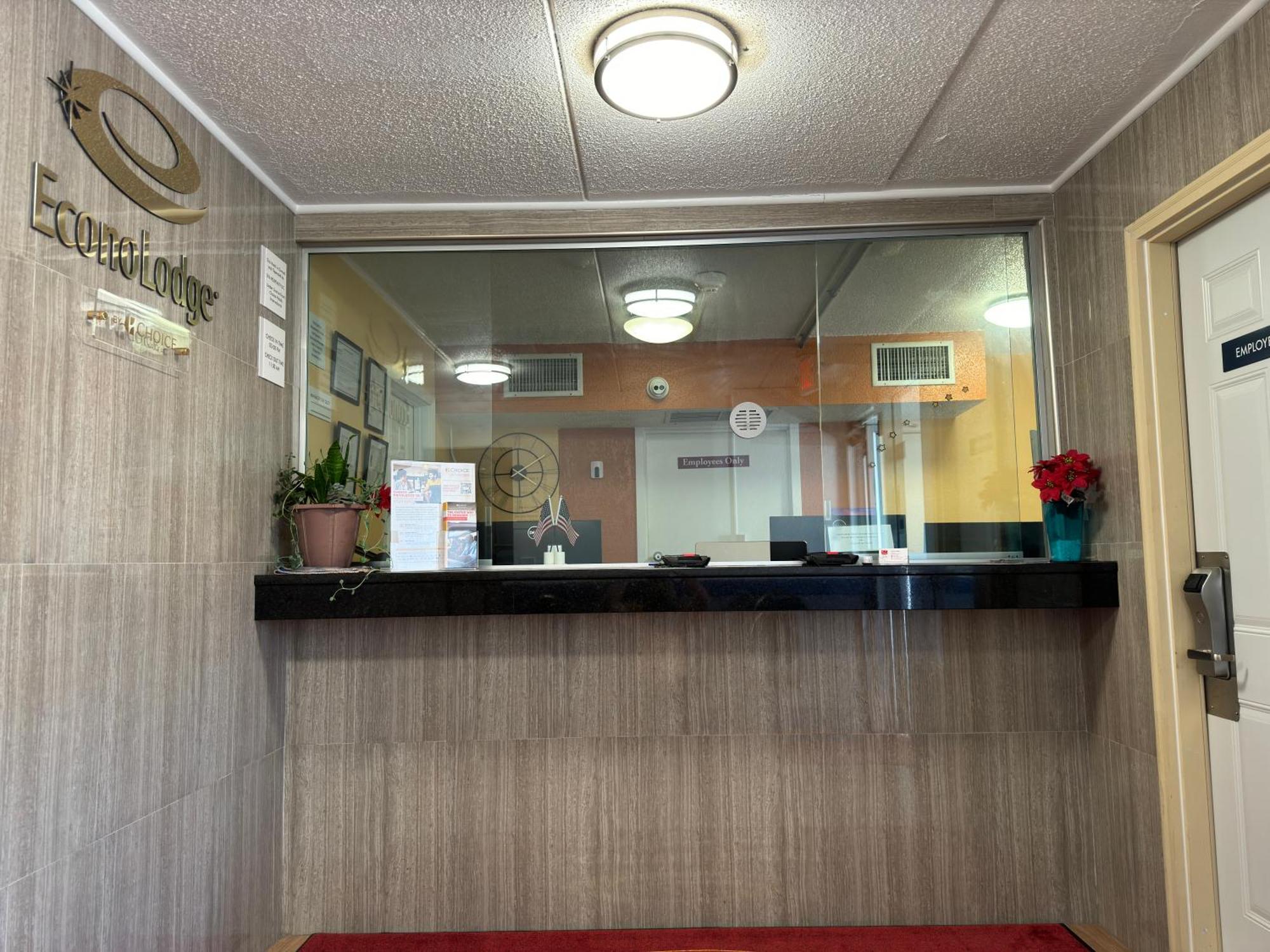 Econo Lodge Waite Park Екстер'єр фото